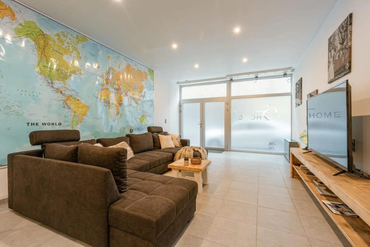 Spacious In The Center Of * Ostend